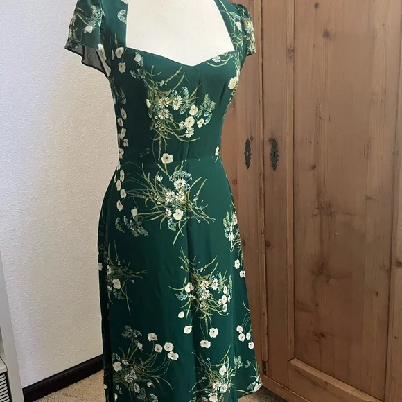 Reformation Rosi Midi Green Floral Dress in Buena (6) - Picture 7 of 9